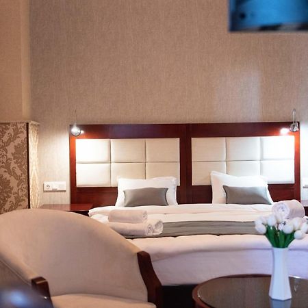 Kraveli Hotel Tbilisi Eksteriør billede