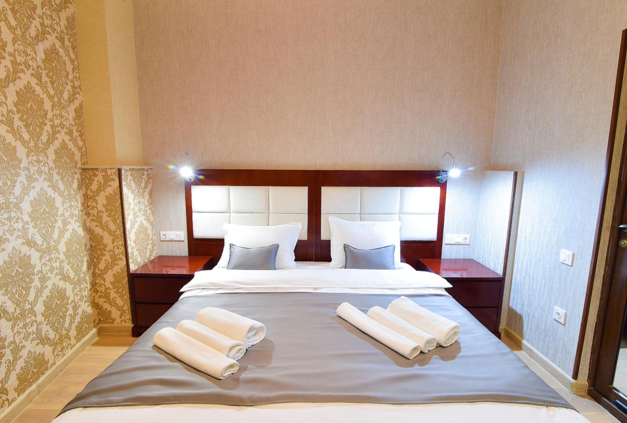 Kraveli Hotel Tbilisi Eksteriør billede