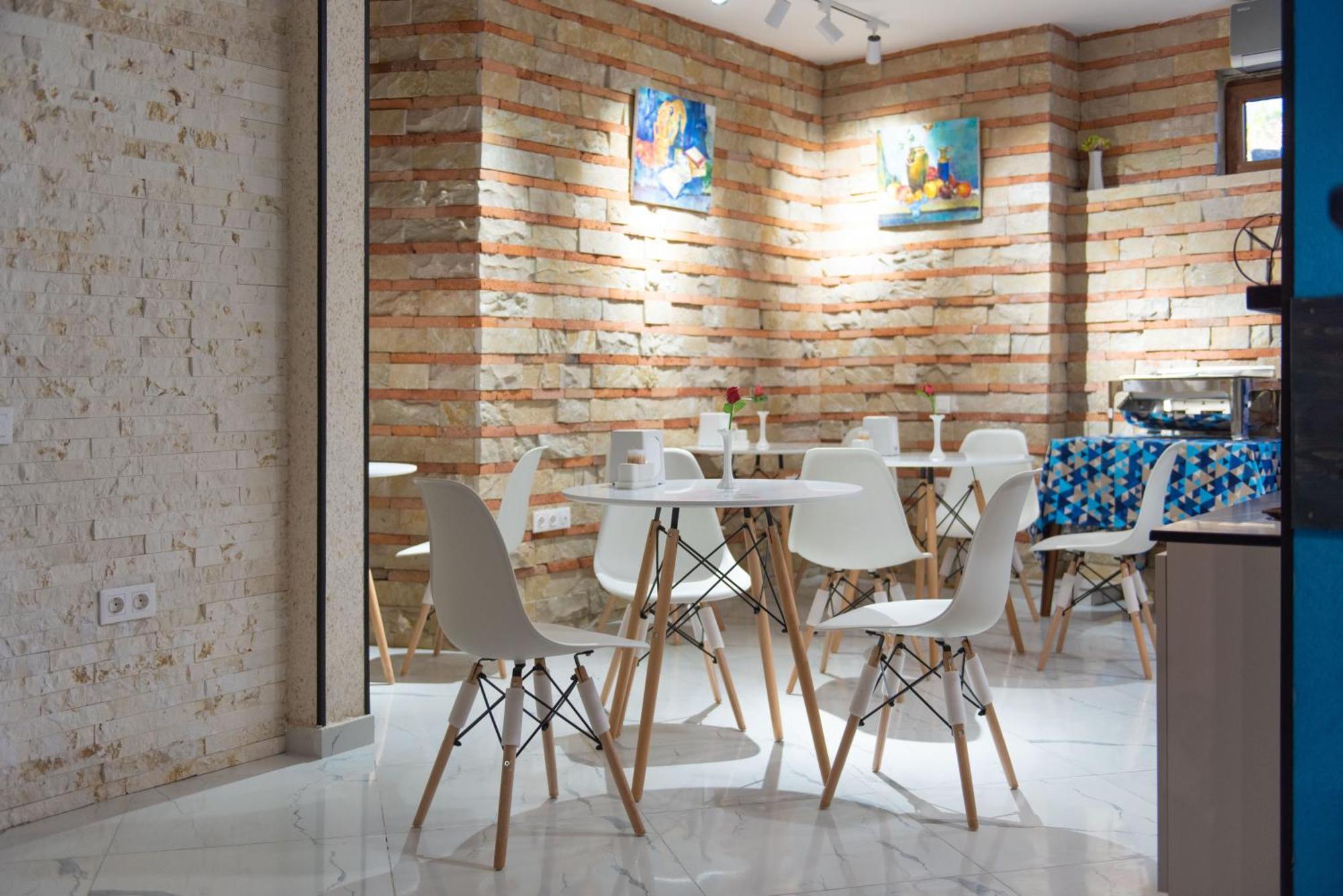 Kraveli Hotel Tbilisi Eksteriør billede