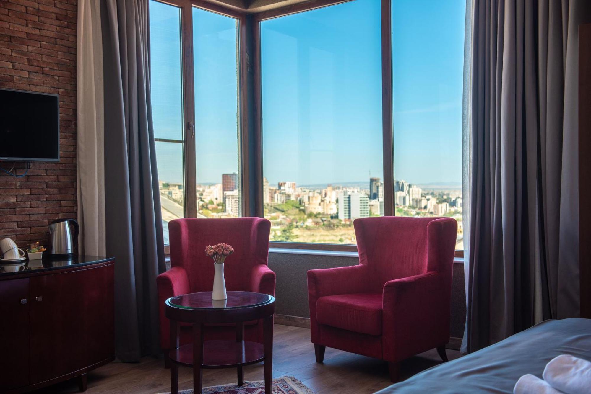 Kraveli Hotel Tbilisi Eksteriør billede