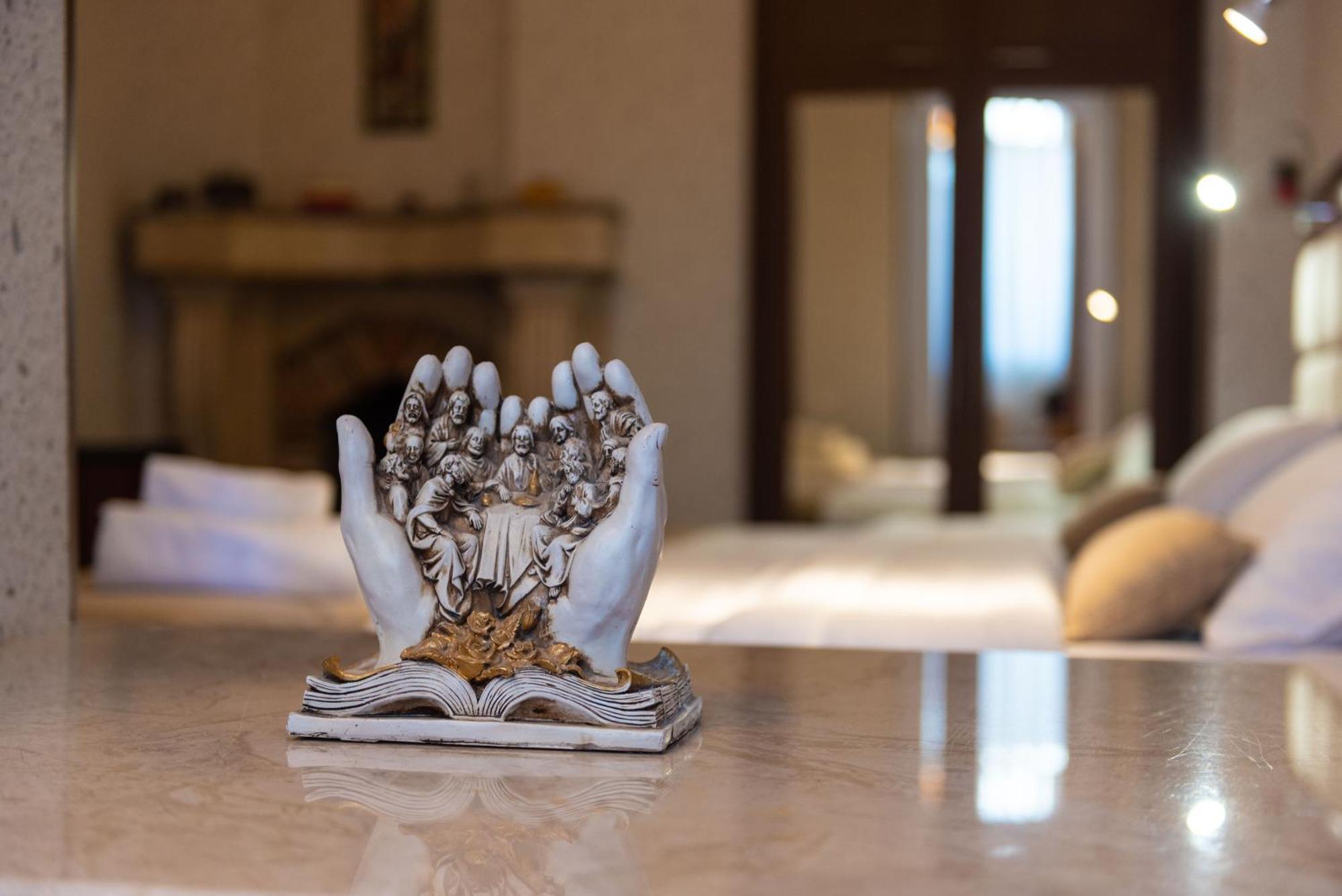 Kraveli Hotel Tbilisi Eksteriør billede