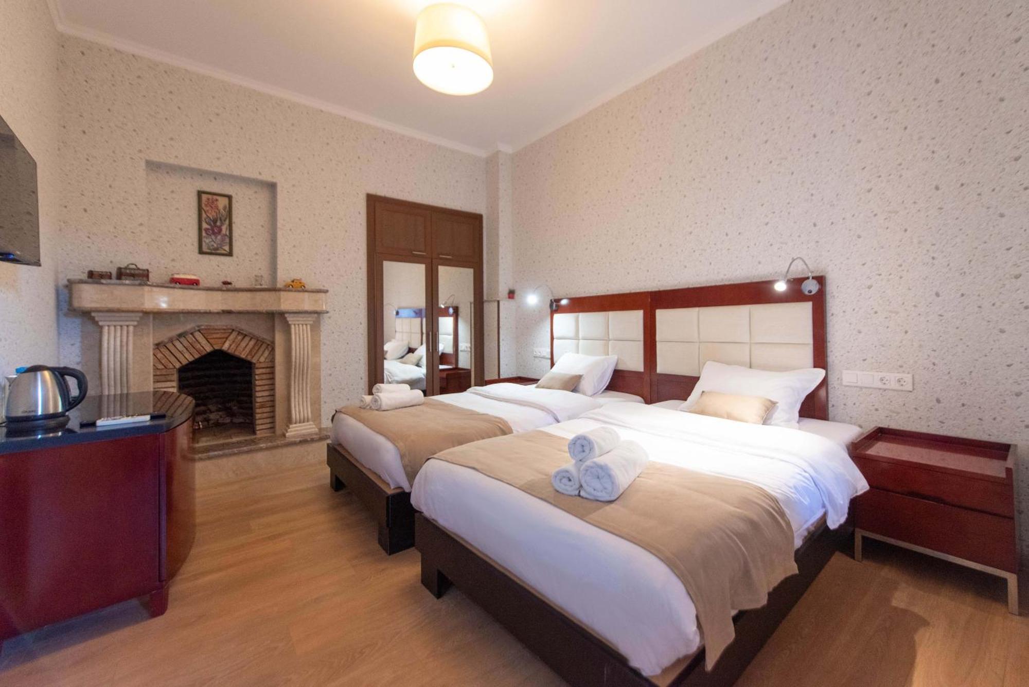 Kraveli Hotel Tbilisi Eksteriør billede